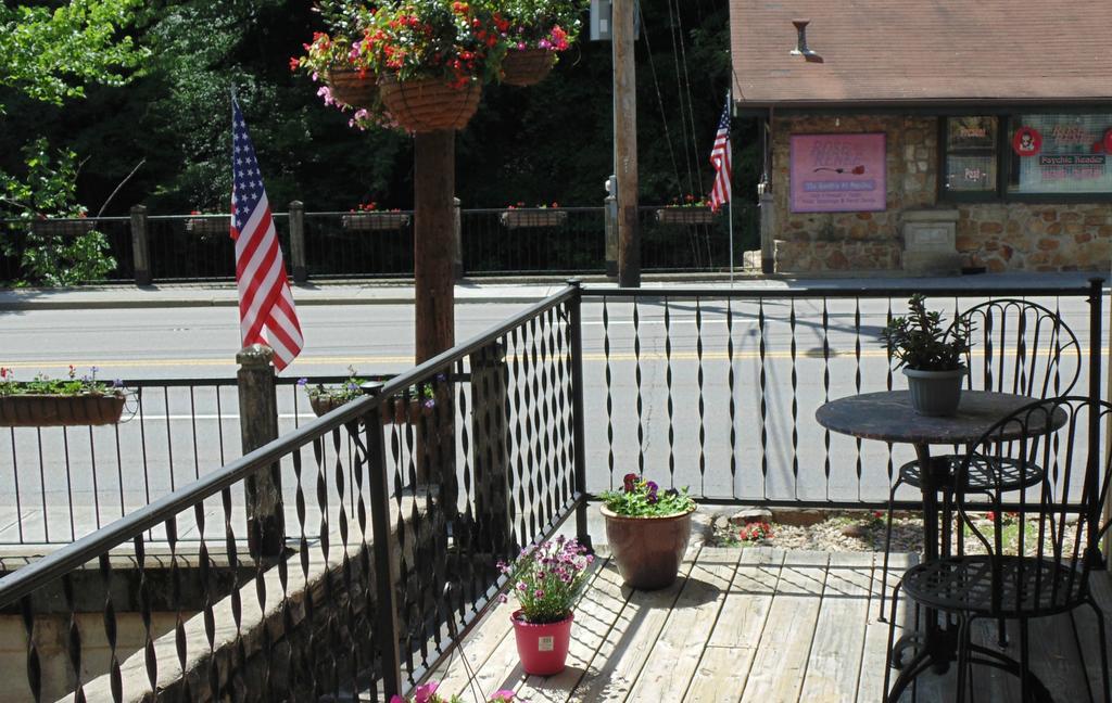 Terrace Inn On The Water Gatlinburg Eksteriør bilde